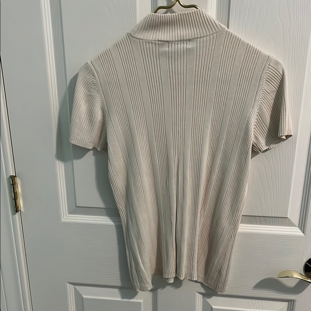 🌺Liz Claiborne Ribbed Cream Top - Picture 4 of 4